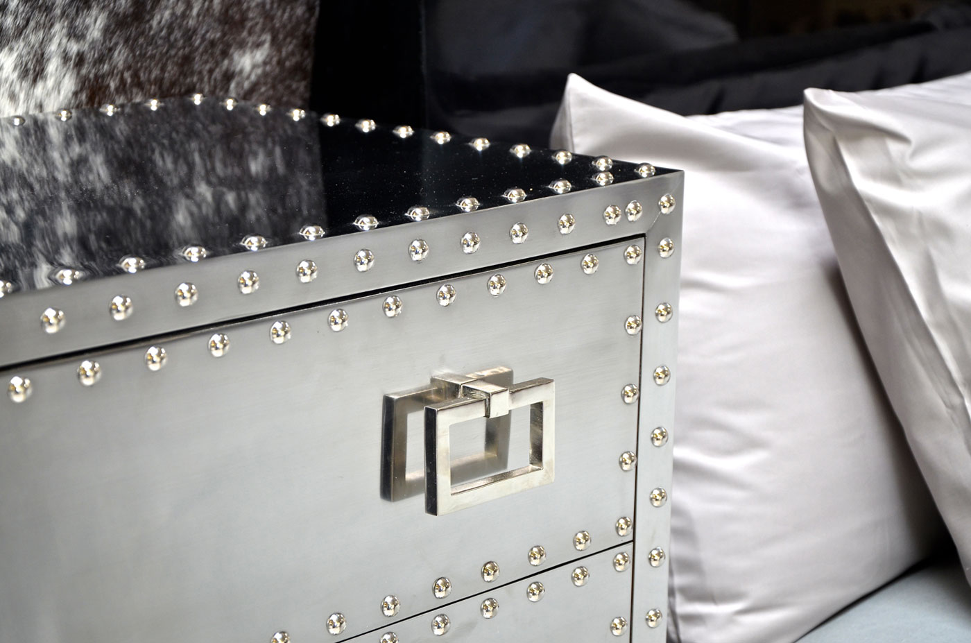 Rivet Chest