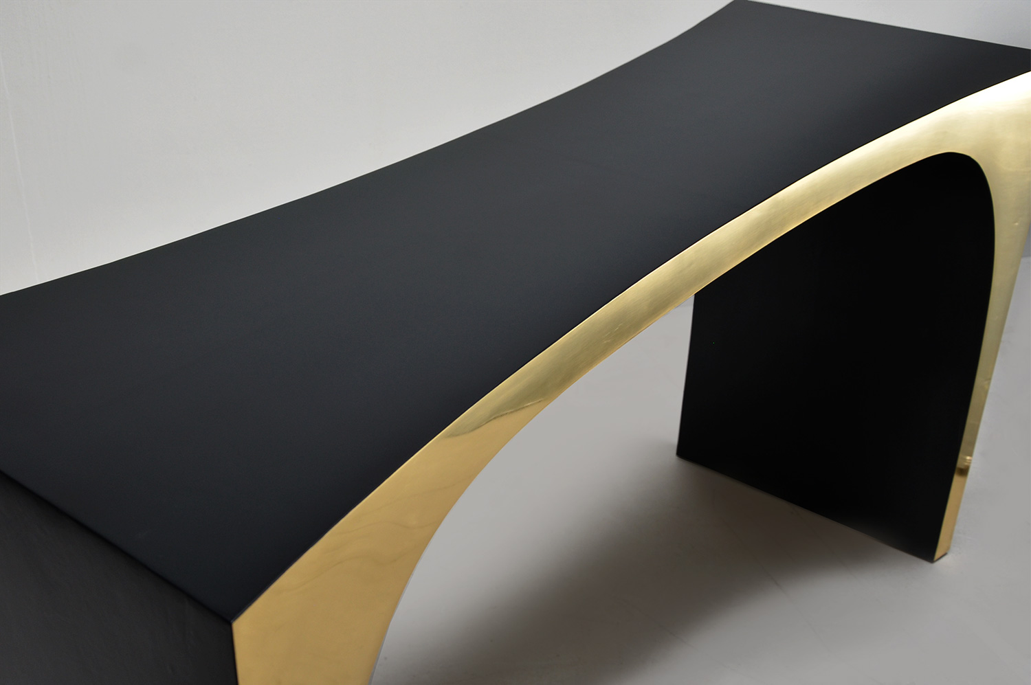 Amplitude Parchment Console