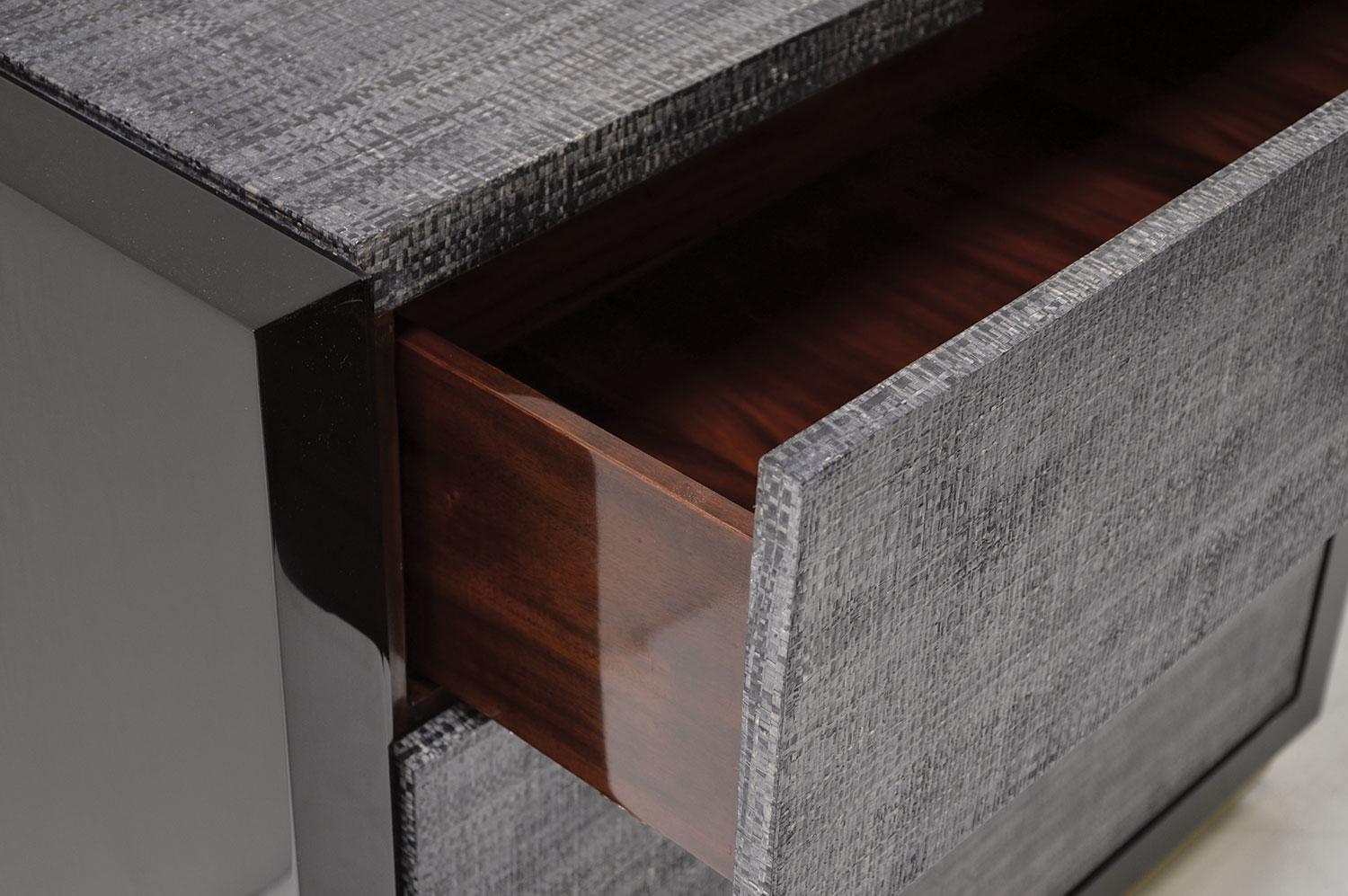 Jacque Raffia Chest