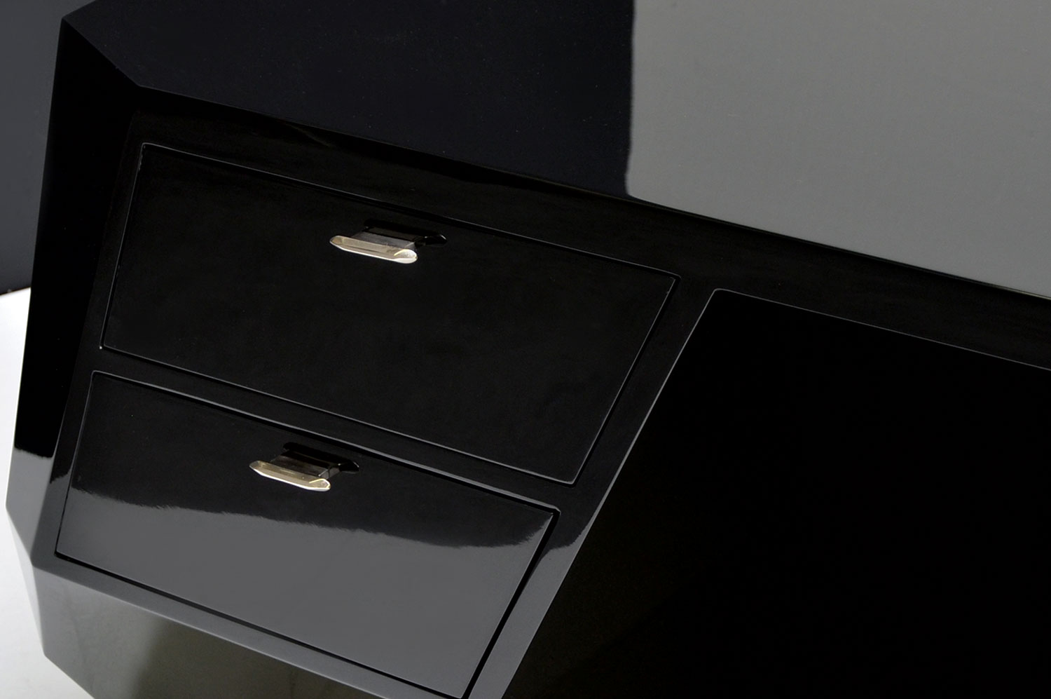 Popova Diabolo Desk